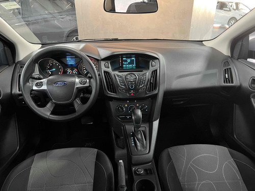 Ford Focus 1.6 S 16V FLEX 4P POWERSHIFT