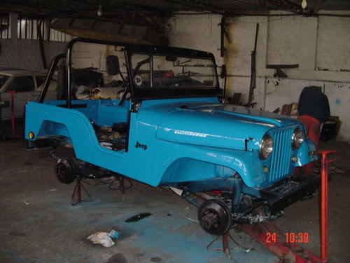 Jeep Willys 4x4 Gasolina 1972 Azul Restaurado Original