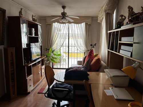 Impecable Casa De 5 Dormitorios Con Local Comercial