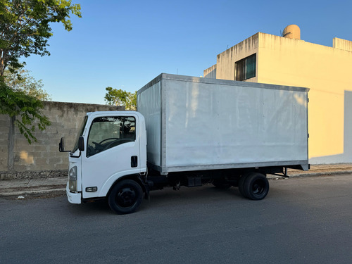 Camión Isuzu Elf-300, Caja Refrigerada Sin Termo.