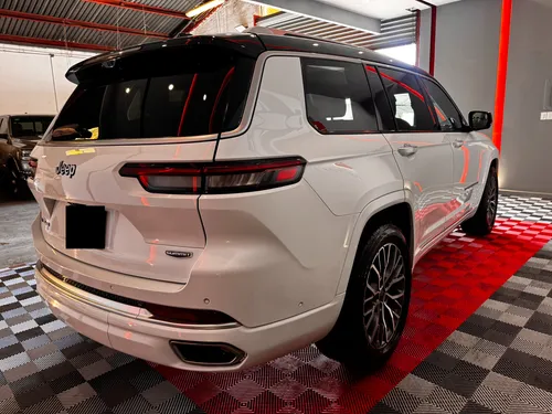 Jeep Grand Cherokee 5.7 V8 L Summit Reserve 4X4 At
