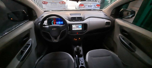 Imagen 7 de 10 de Chevrolet 2015 Spin 1.8 Lt 5 As