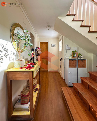 Casa En Venta Sector Las Rosas, Viña Del Mar, 4d 3b 2e