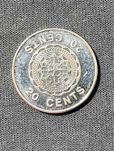 Imagen 2 de 5 de Islas Salomon - 20 Cents - Año 2005 - Km # 28 - Malaita