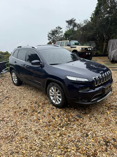 Jeep Cherokee 3.2 Longitude