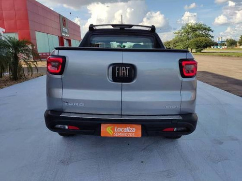 Imagem 2 de 12 de Fiat Toro 1.8 16v Evo Flex Freedom At6
