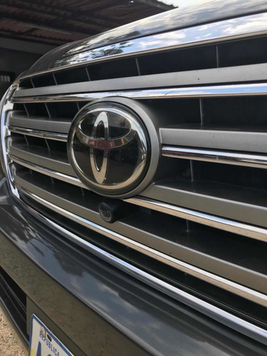 Imagen 3 de 15 de Toyota Land Cruiser Vx Americana