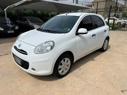 Nissan March 1.6 MANUAL FLEX