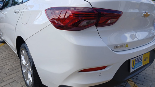 Chevrolet Onix plus LTZ 1.0 Turbo