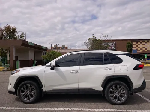 Toyota RAV4 2.5 LIMITED HYBRID 4X4