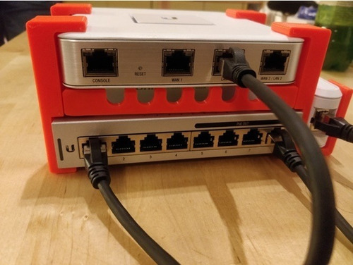 Mini Rack Ubiquiti Usg-3p Usw-8-60w Cloud Key Gen1 + Cooler