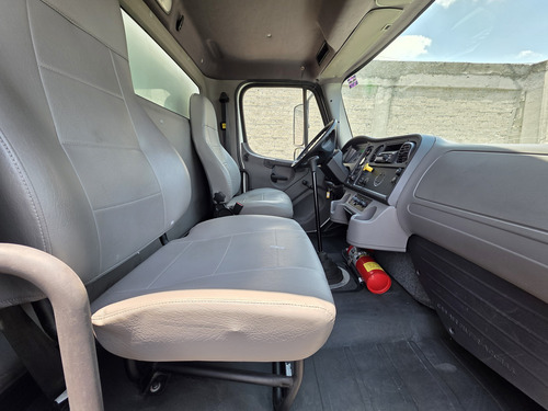 Camion Freightliner M2 2017 Rabon Caja Seca