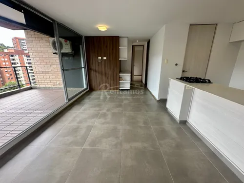 Apartamento En Arriendo En El Esmeraldal. Cod A776053