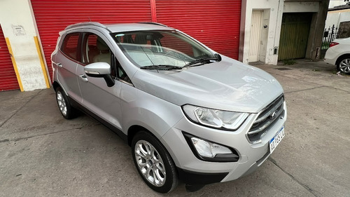 Imagen 10 de 25 de Ford Ecosport Titanium 2019 / Caja Manual / Cuero