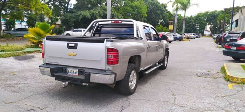 Imagen 6 de 14 de Chevrolet Silverado Lt Doble Cabina 4x4