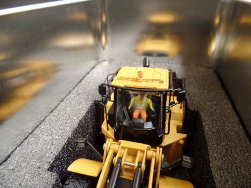 Pá Carregadeira Caterpillar - 980k - Diecast - 85289