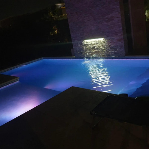 Casa En Venta - 3 Dormitorios 3 Baños - Cochera - 800mts2 - San Vicente
