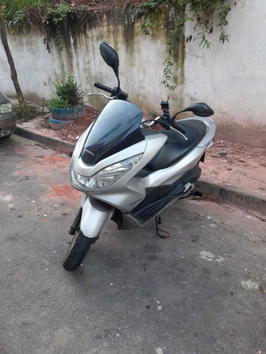Imagem 4 de 10 de Honda Pcx