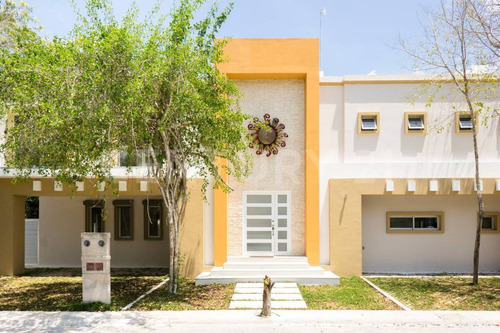 Casa En Venta En Aldea Kiin, Puerto Morelos C3750