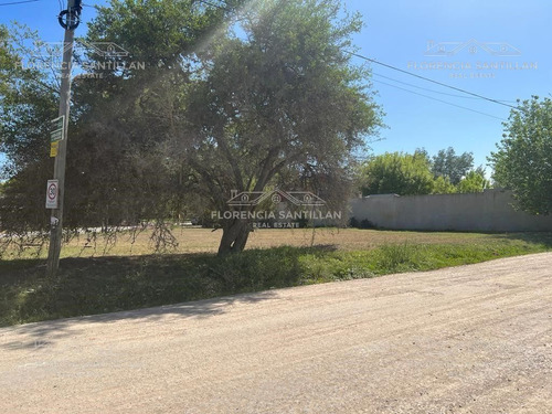 Casa En Venta Ubicado En Ezeiza, G.b.a. Zona Sur