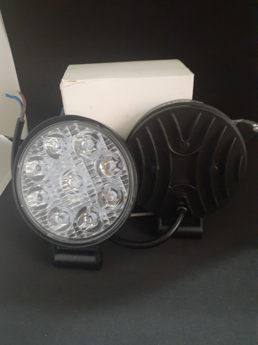 Imagen 3 de 3 de Faro Redondo De 3 Pulgadas De 9 Led 27w Off-road 4x4