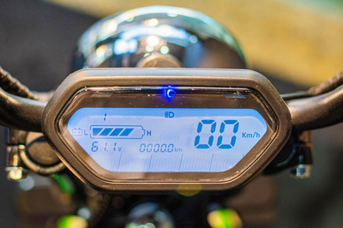 Imagem 5 de 9 de Scooter Elétrica