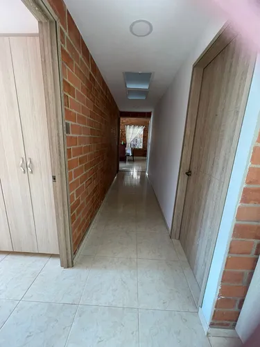 Venta Espectacular Casa Campestre, Precio De Oportunidad. A Puerta Cerrada. De Un Piso; Entre La Cumbre Y Pavas. Lote 1.000 Mtrs.