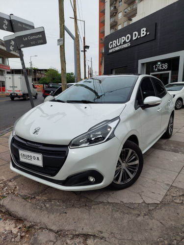 Peugeot 208 1.6 Feline Tiptronic