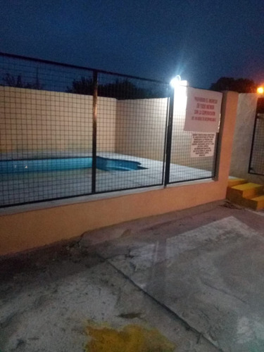 Casa En Alquiler Temporario En Chascomus Con Piscina A 150 Mts De La Laguna