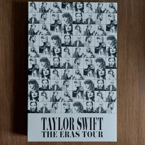 Taylor Swift - Caixa Vip The Eras Tour + Cd Midnights Taylor Swift - Caixa Vip The Eras Tour + Cd Midnights