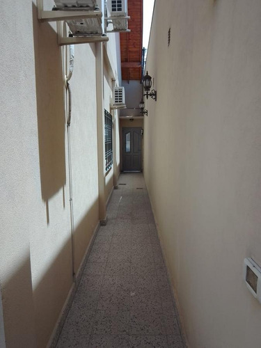 Imagen 29 de 30 de Excelente Propiedad 4 Amb. S/l 10x28m² Con Fdo. Libre C/quincho - Ramos Mejia