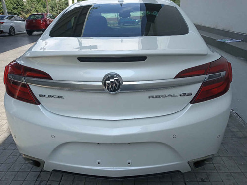 Imagen 8 de 13 de Buick Regal 2017 4p Gs L4/2.0/t Aut