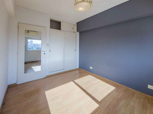 Venta Semipiso 2 Ambientes Con Balcon Terraza