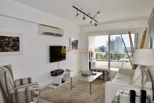 Apartamento En La Brava De 3 Baños, 3 Dormitorios, Kit, Lavadero, Living Comedor, Office, Baño De Servicio, 2 Suites. Consulte!!!!!!!- Ref: 2012