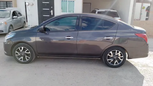 Nissan Versa 1.6 Sense At
