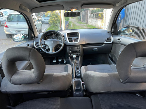 Peugeot 207 1.6 Xt