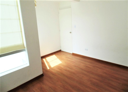 Imagen 11 de 26 de Venta De Hermoso Y Amplio Dpto. Duplex C/estac. En Urb. Vista Alegre Surco