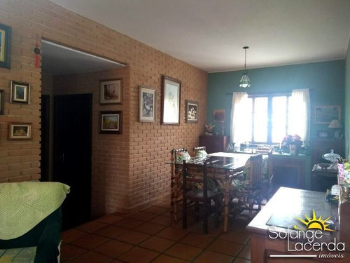 Imagem 6 de 20 de Casa Térrea - Localização Privilegiada - Cômodos Amplos - Com Edícula - 1249