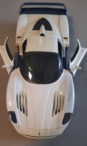 Miniatura Maserati Mc12 1:18 Hot Wheels | MercadoLivre