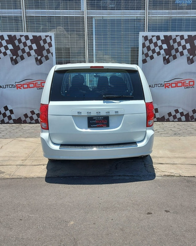 Imagen 3 de 15 de Dodge Gran Caravan 3.6 Se At 2017