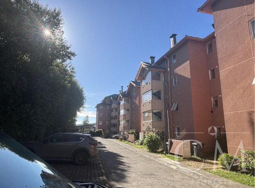 Depto En Condominio Mirador Rio Valdivia, Calle Gral Lagos