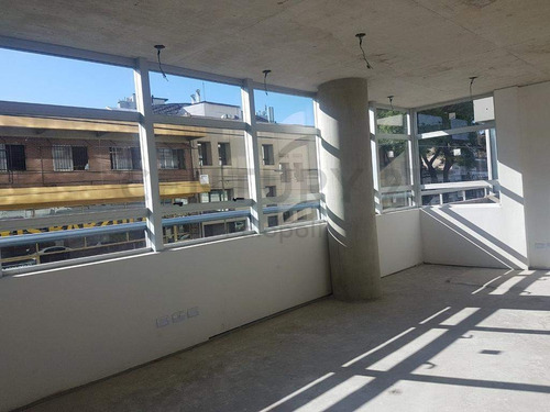 Venta Oficina En Edificio Musa Star