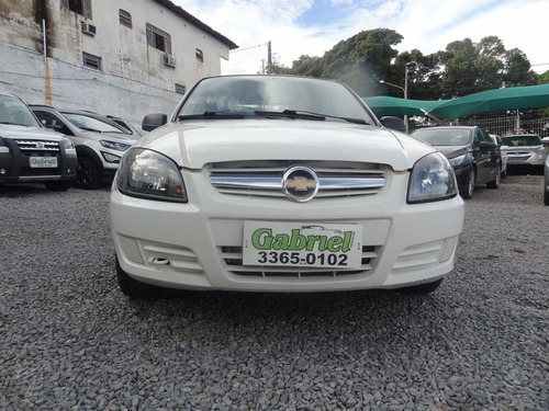 Chevrolet Prisma Maxx 1.4 8v 4p 2009