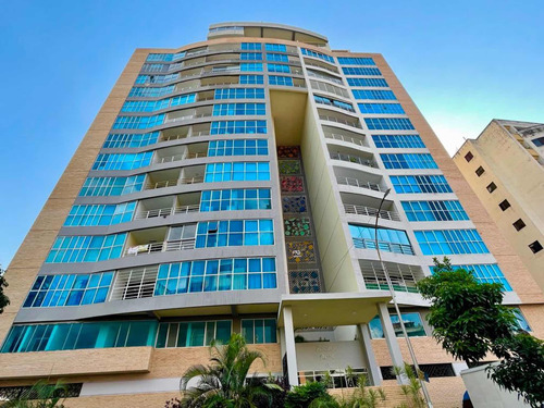 En Venta Penthouse En Sabana Larga Sevillla Real