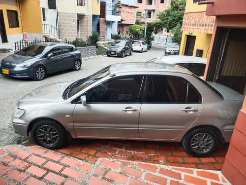 Mitsubishi Lancer 1.6 Glx 4 p