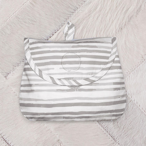 Boppy Cobertor De Lactancia Con Bolsillo Color Gris