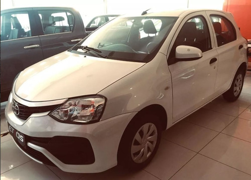 Toyota Etios X 1.5 Manual 5p Hatchback