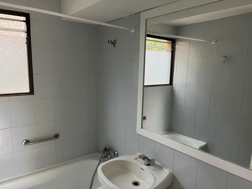 Departamento En Condominio Raúl Labbe