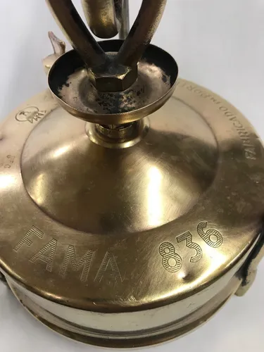 Estufa Marca Fama Decorativa En Bronce Marcada Fama 836 (Usado)