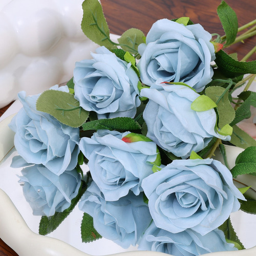 Rosas Azules Con Hojas Artificiales Para Decoración Del Hoga